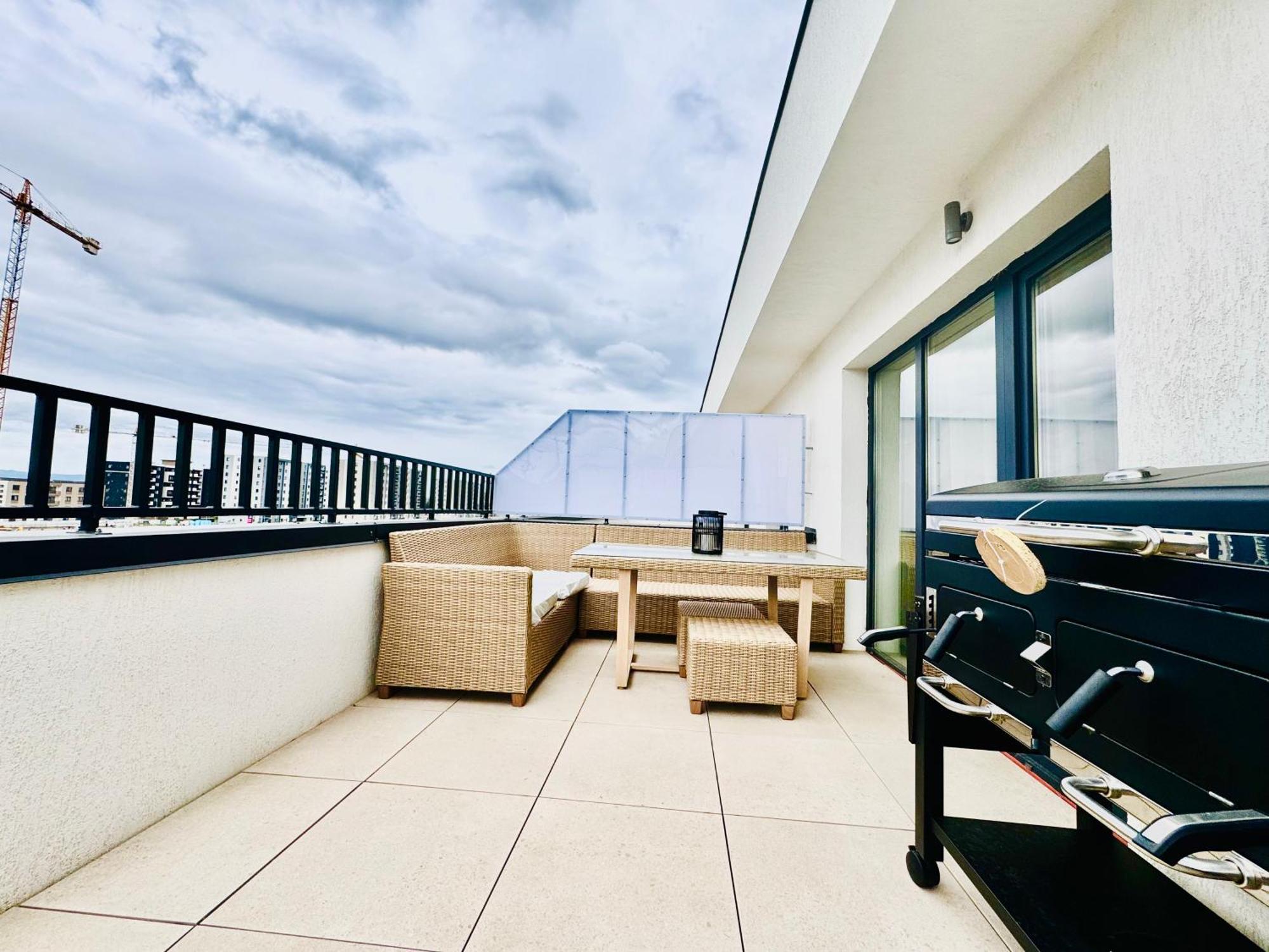 Luxury Apartment Sinuhe Брашов Екстер'єр фото